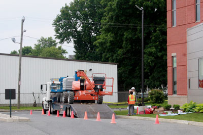Man lift arrives on a truck